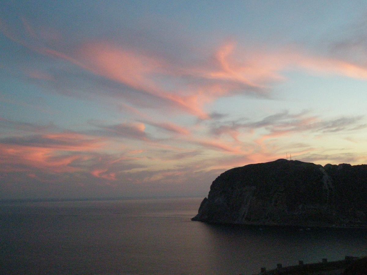 Psaravolada Hotel Milos Agia Kiriaki Beach  エクステリア 写真